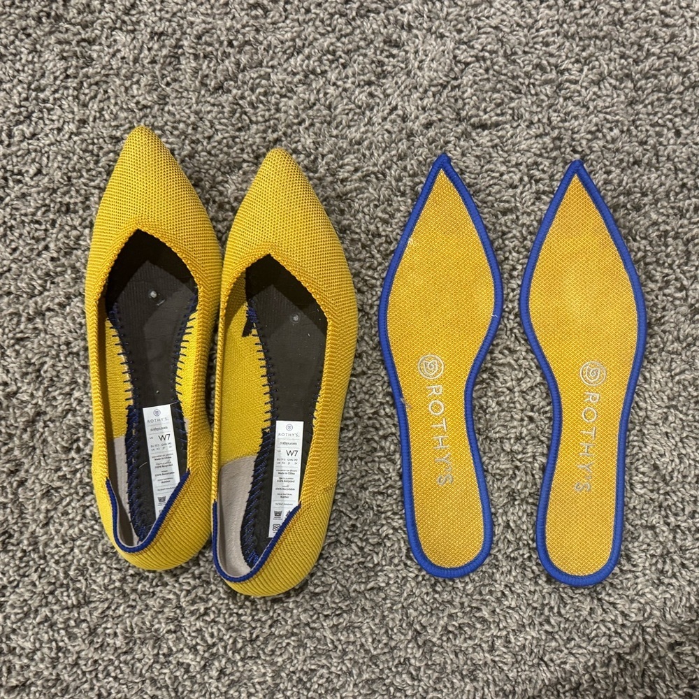 Like New Rothy's The Point flats in Marigold mustard yellow, size 7 - Picture 8 of 14